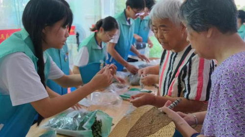 廣東江門(mén)中醫(yī)藥職業(yè)學(xué)院 傳承紅色基因，弘揚(yáng)中醫(yī)文化，開(kāi)展養(yǎng)生保健服務(wù)活動(dòng)